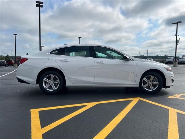 2025 Chevrolet Malibu LS