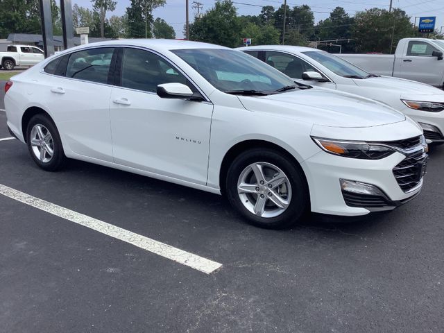 2025 Chevrolet Malibu LS