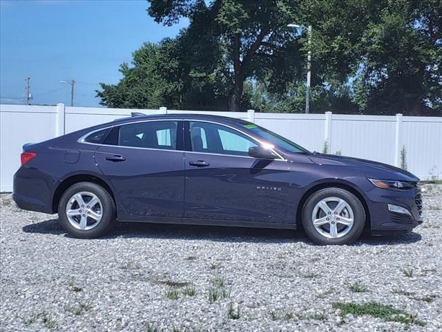 2025 Chevrolet Malibu LS