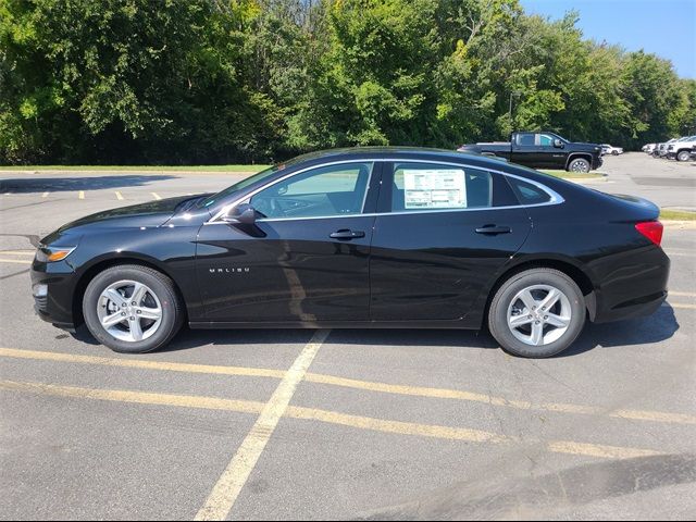 2025 Chevrolet Malibu LS