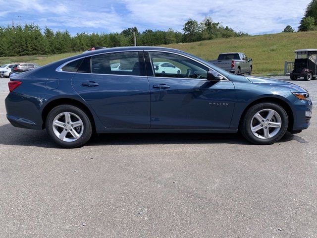 2025 Chevrolet Malibu LS