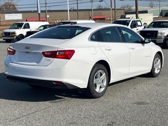 2025 Chevrolet Malibu LS