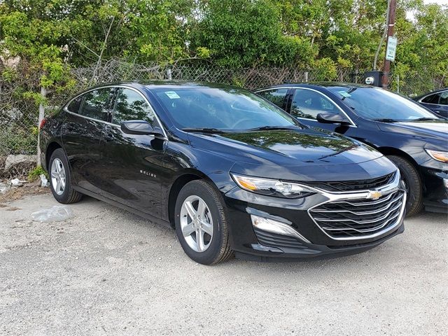 2025 Chevrolet Malibu LS