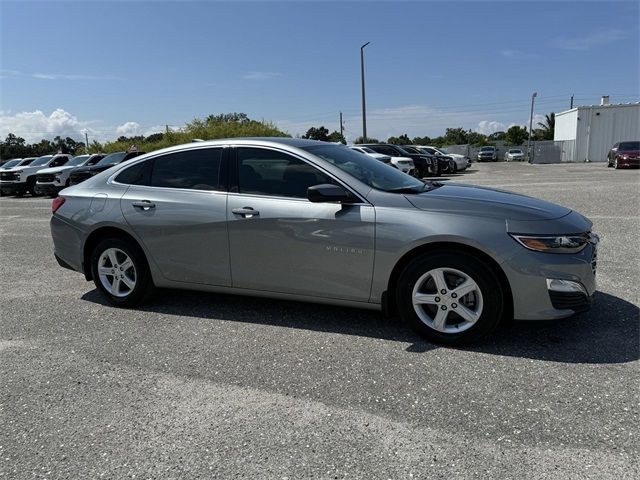 2025 Chevrolet Malibu LS