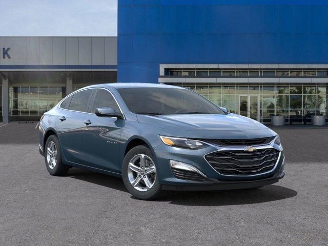 2025 Chevrolet Malibu LS