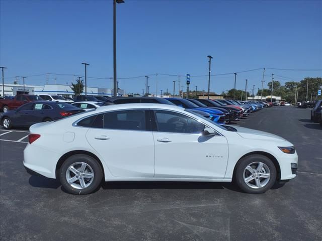 2025 Chevrolet Malibu LS