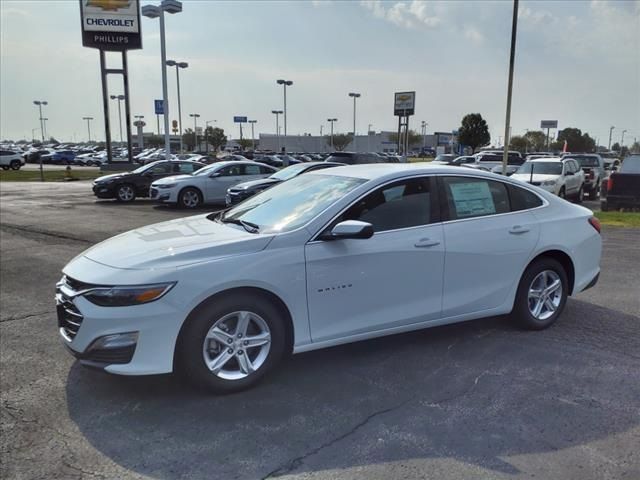 2025 Chevrolet Malibu LS