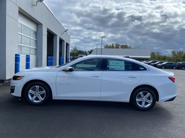 2025 Chevrolet Malibu LS