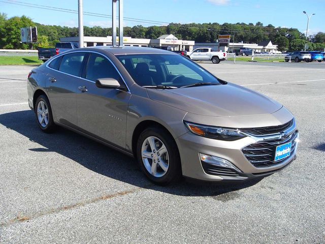 2025 Chevrolet Malibu LS