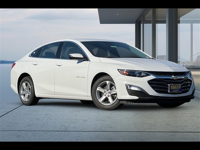 2025 Chevrolet Malibu LS