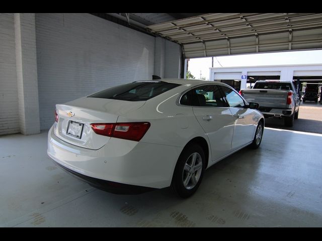 2025 Chevrolet Malibu LS