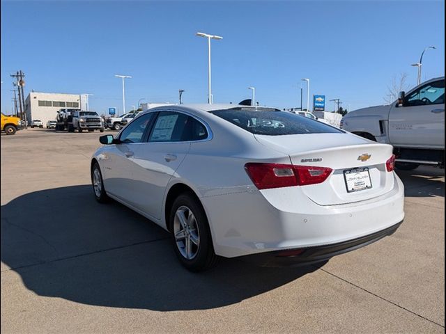 2025 Chevrolet Malibu LS