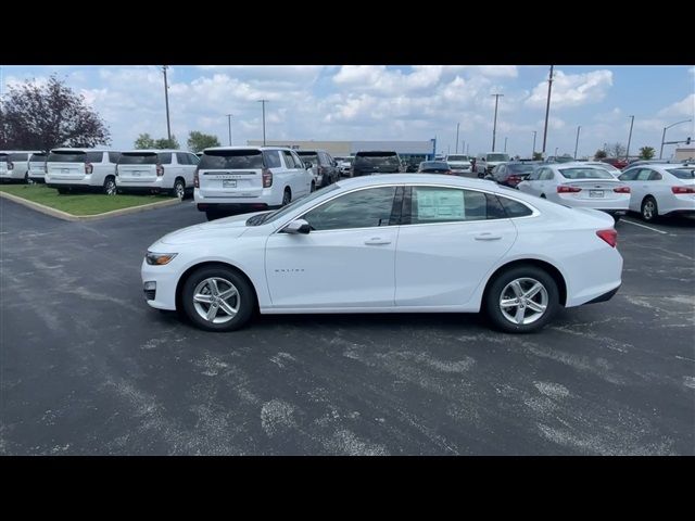 2025 Chevrolet Malibu LS