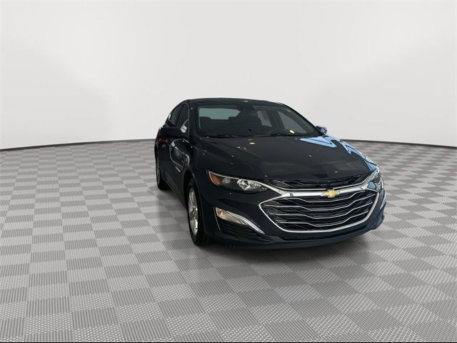 2025 Chevrolet Malibu LS