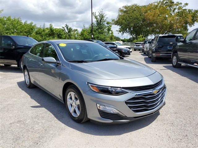 2025 Chevrolet Malibu LS
