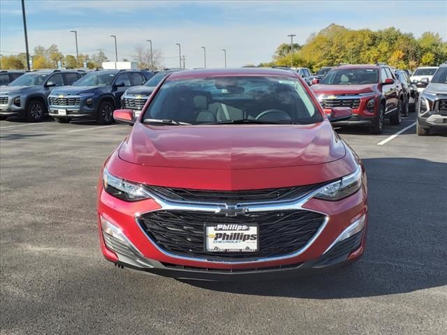 2025 Chevrolet Malibu RS