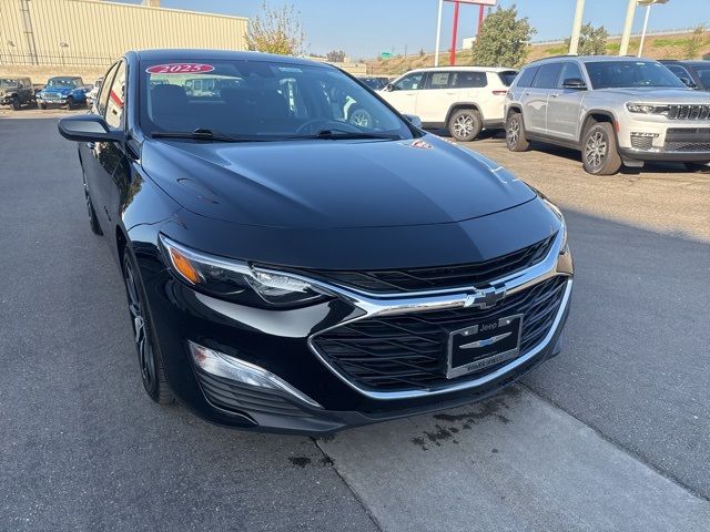 2025 Chevrolet Malibu RS