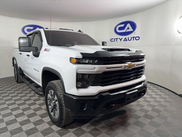 2025 Chevrolet Silverado 2500HD Custom