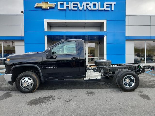 2025 Chevrolet Silverado 3500HD LT