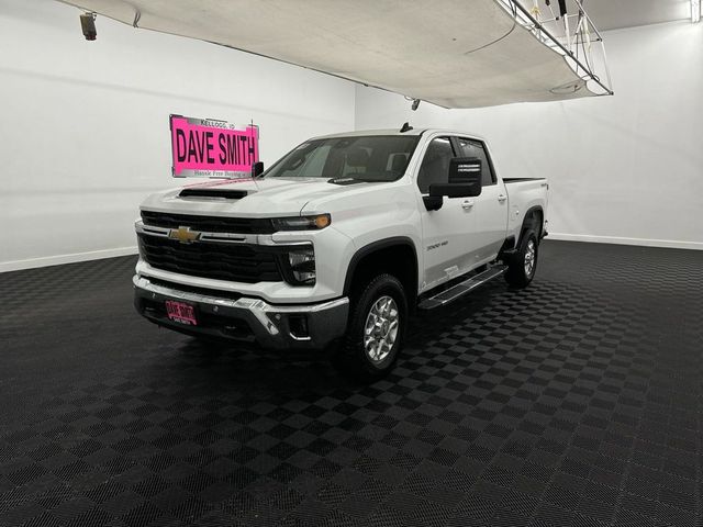 2025 Chevrolet Silverado 3500HD LT