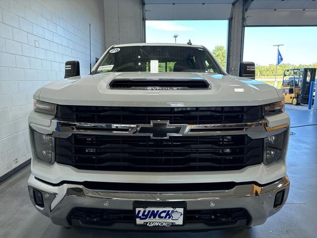 2025 Chevrolet Silverado 3500HD LT