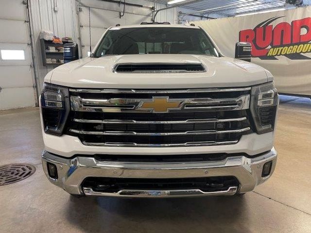 2025 Chevrolet Silverado 3500HD LTZ