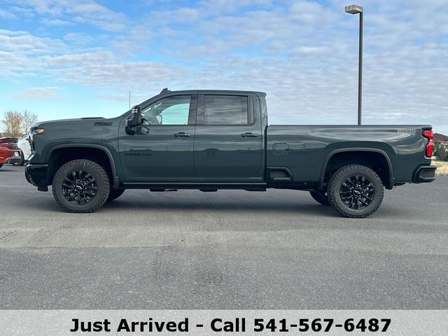 2025 Chevrolet Silverado 3500HD LTZ