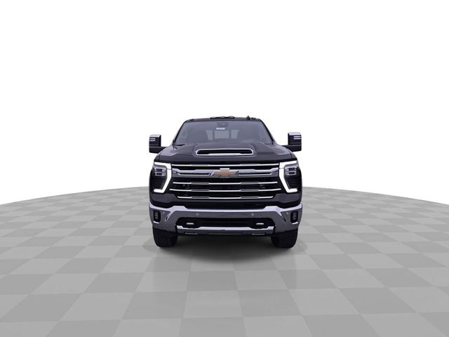 2025 Chevrolet Silverado 3500HD LTZ