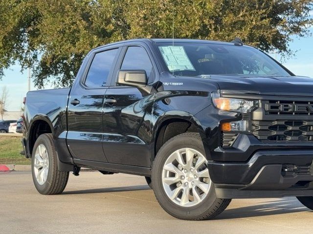 2025 Chevrolet Silverado 1500 Custom