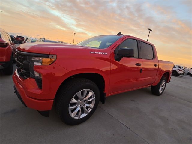 2025 Chevrolet Silverado 1500 Custom