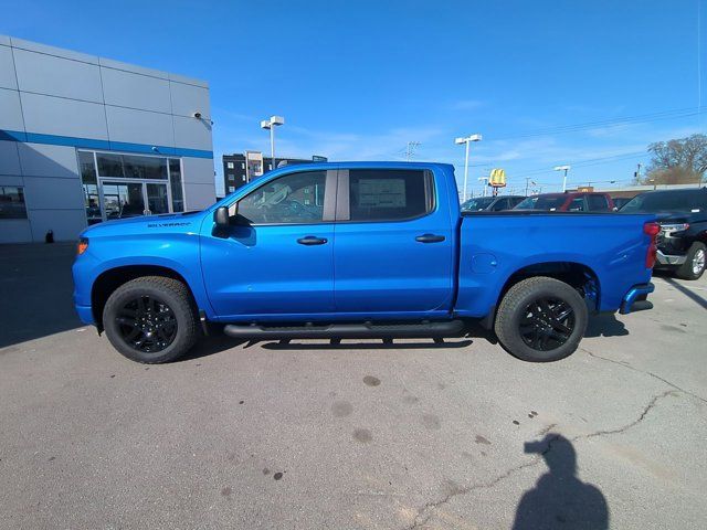 2025 Chevrolet Silverado 1500 Custom