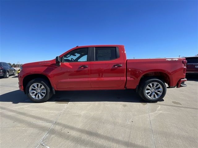 2025 Chevrolet Silverado 1500 Custom