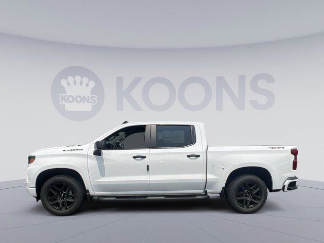 2025 Chevrolet Silverado 1500 Custom