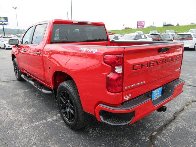 2025 Chevrolet Silverado 1500 Custom