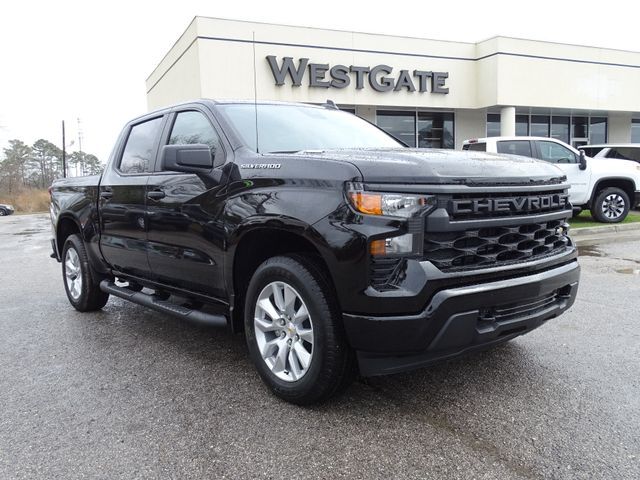 2025 Chevrolet Silverado 1500 Custom
