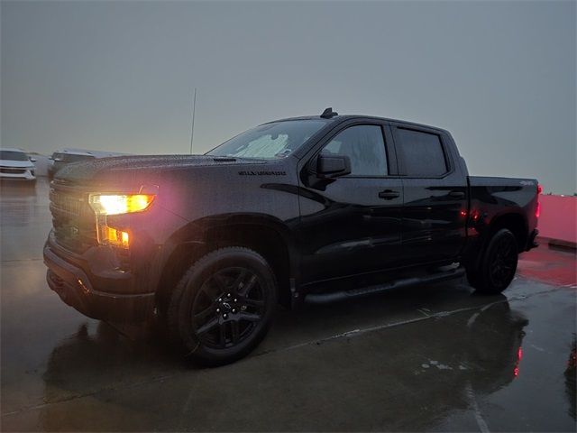 2025 Chevrolet Silverado 1500 Custom