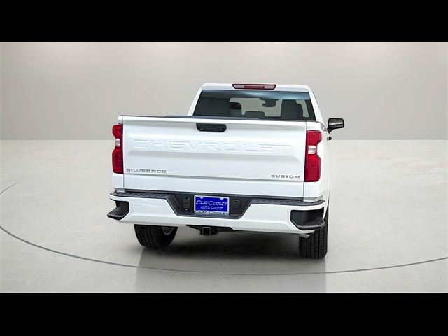 2025 Chevrolet Silverado 1500 Custom