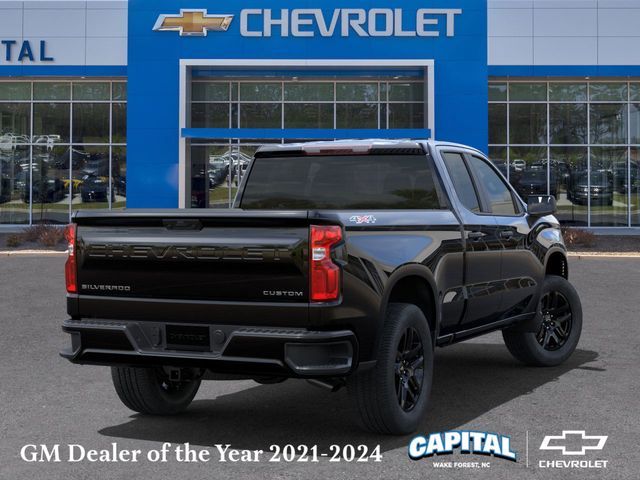 2025 Chevrolet Silverado 1500 Custom
