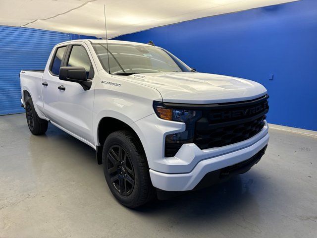 2025 Chevrolet Silverado 1500 Custom