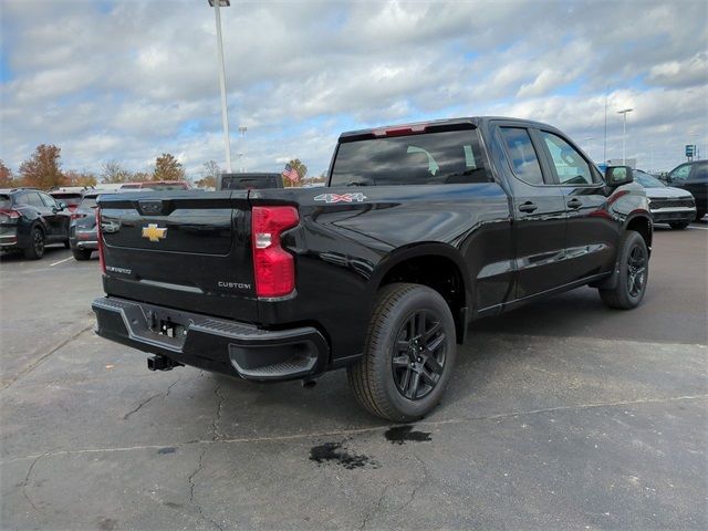 2025 Chevrolet Silverado 1500 Custom