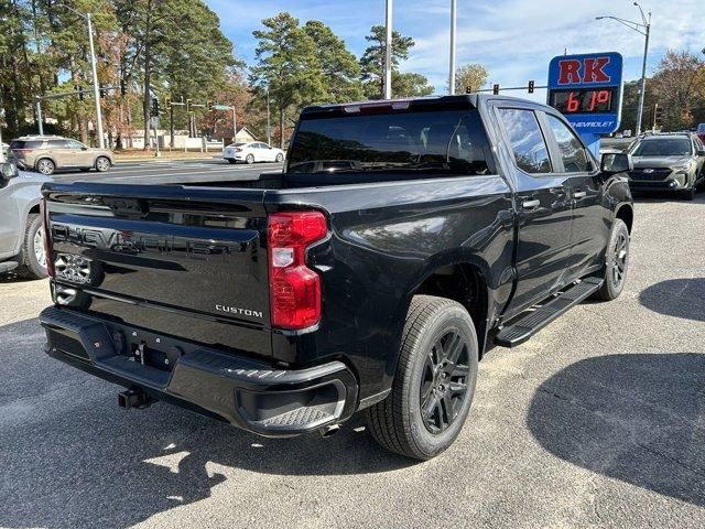 2025 Chevrolet Silverado 1500 Custom