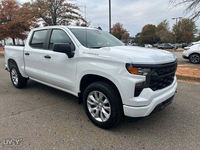 2025 Chevrolet Silverado 1500 Custom