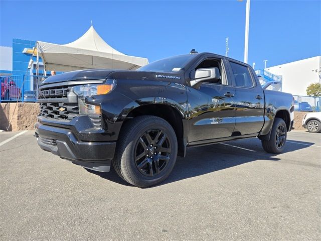 2025 Chevrolet Silverado 1500 Custom