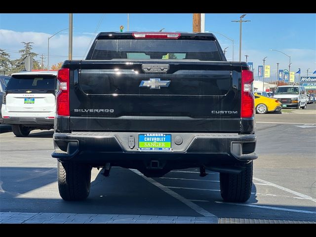 2025 Chevrolet Silverado 1500 Custom