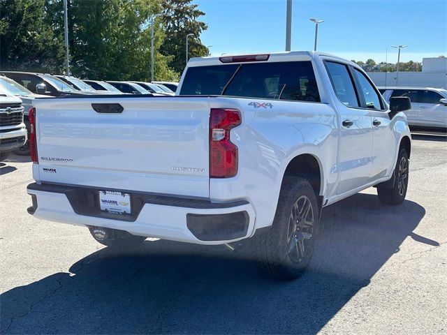 2025 Chevrolet Silverado 1500 Custom