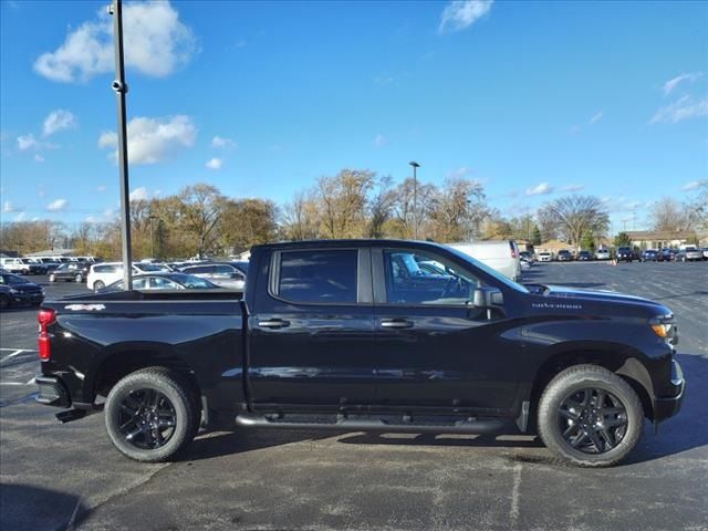 2025 Chevrolet Silverado 1500 Custom