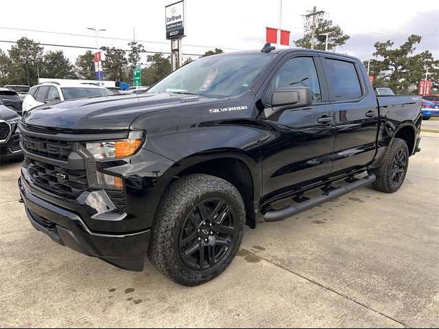 2025 Chevrolet Silverado 1500 Custom