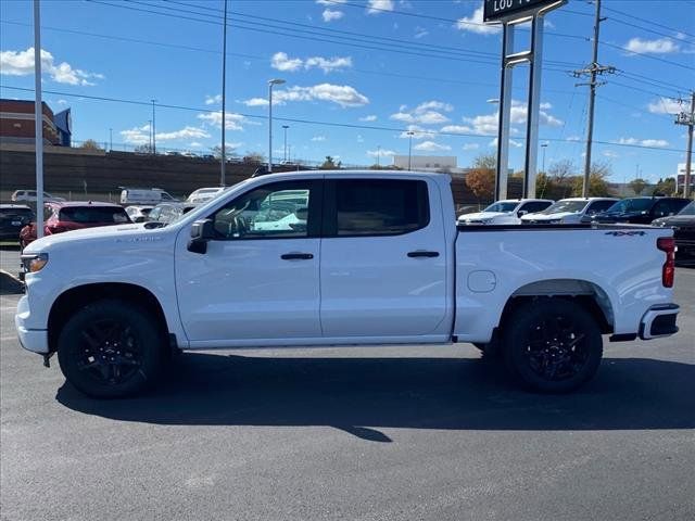 2025 Chevrolet Silverado 1500 Custom