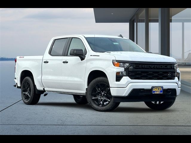 2025 Chevrolet Silverado 1500 Custom