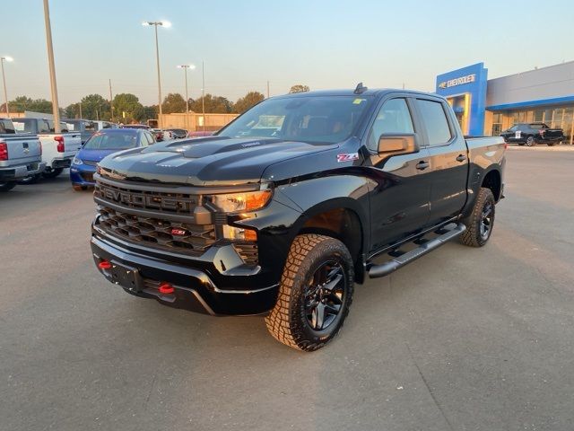 2025 Chevrolet Silverado 1500 Custom Trail Boss